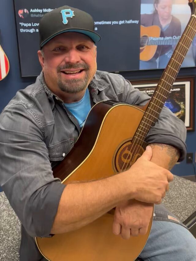 Garth Brooks in the Spotlight What happened?